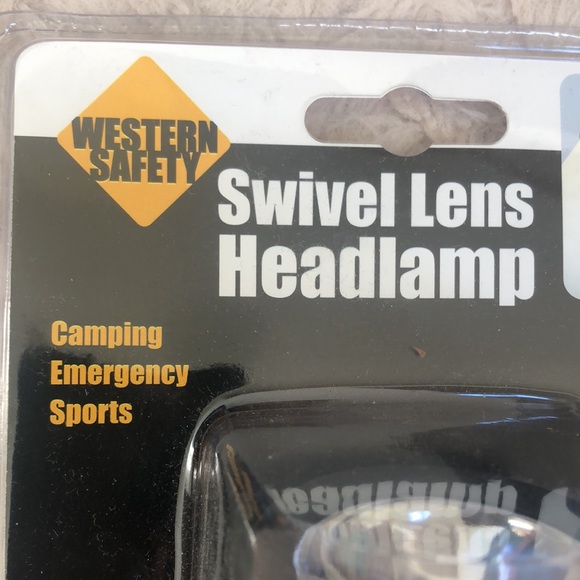 Swivel Lens Headlamp - for camping sports emergency and more - NEW - Picture 2 of 16